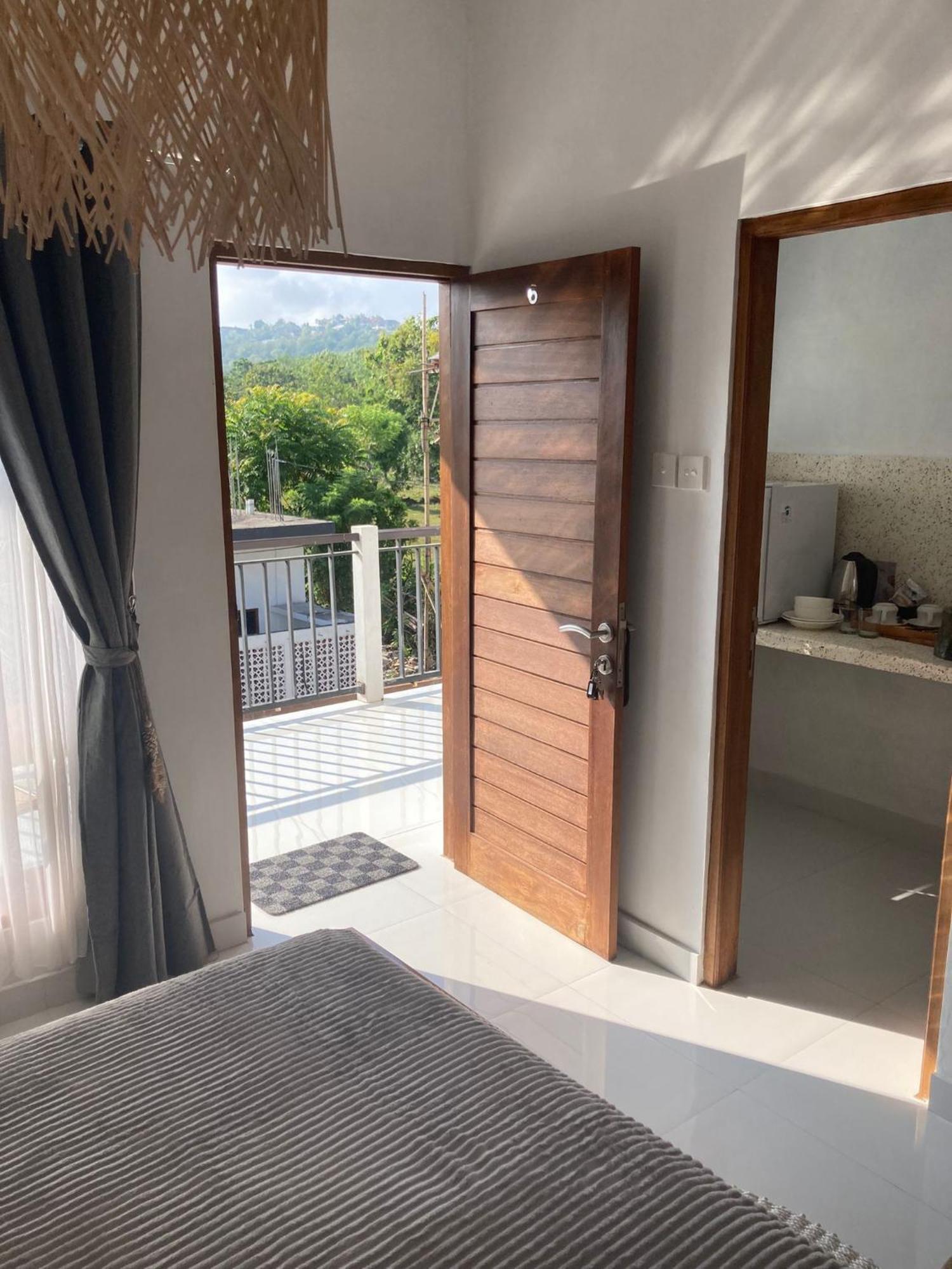 Villa Iris Homestay Uluwatu Zewnętrze zdjęcie